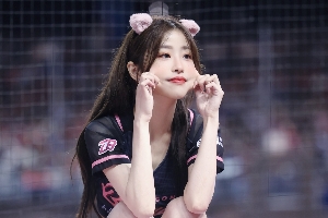 开云体育-朱俊龙微信加不过来了台新战神啦啦队个个肤白貌美还身怀绝技